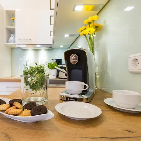 Strandvilla Seeadler Hinter Duene Und Apartment *