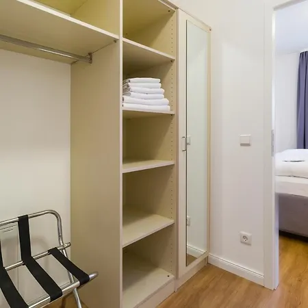 Strandvilla Seeadler Hinter Duene Und Apartment