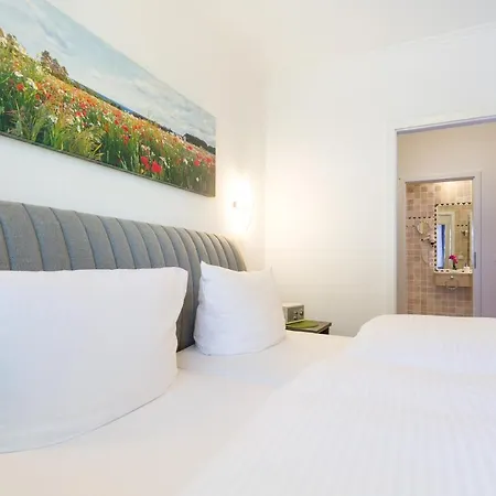 Strandvilla Seeadler Hinter Duene Und * Binz