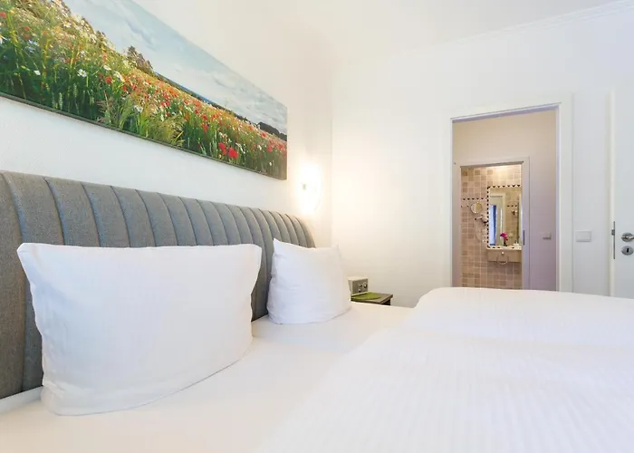 Strandvilla Seeadler Hinter Duene Und * Binz